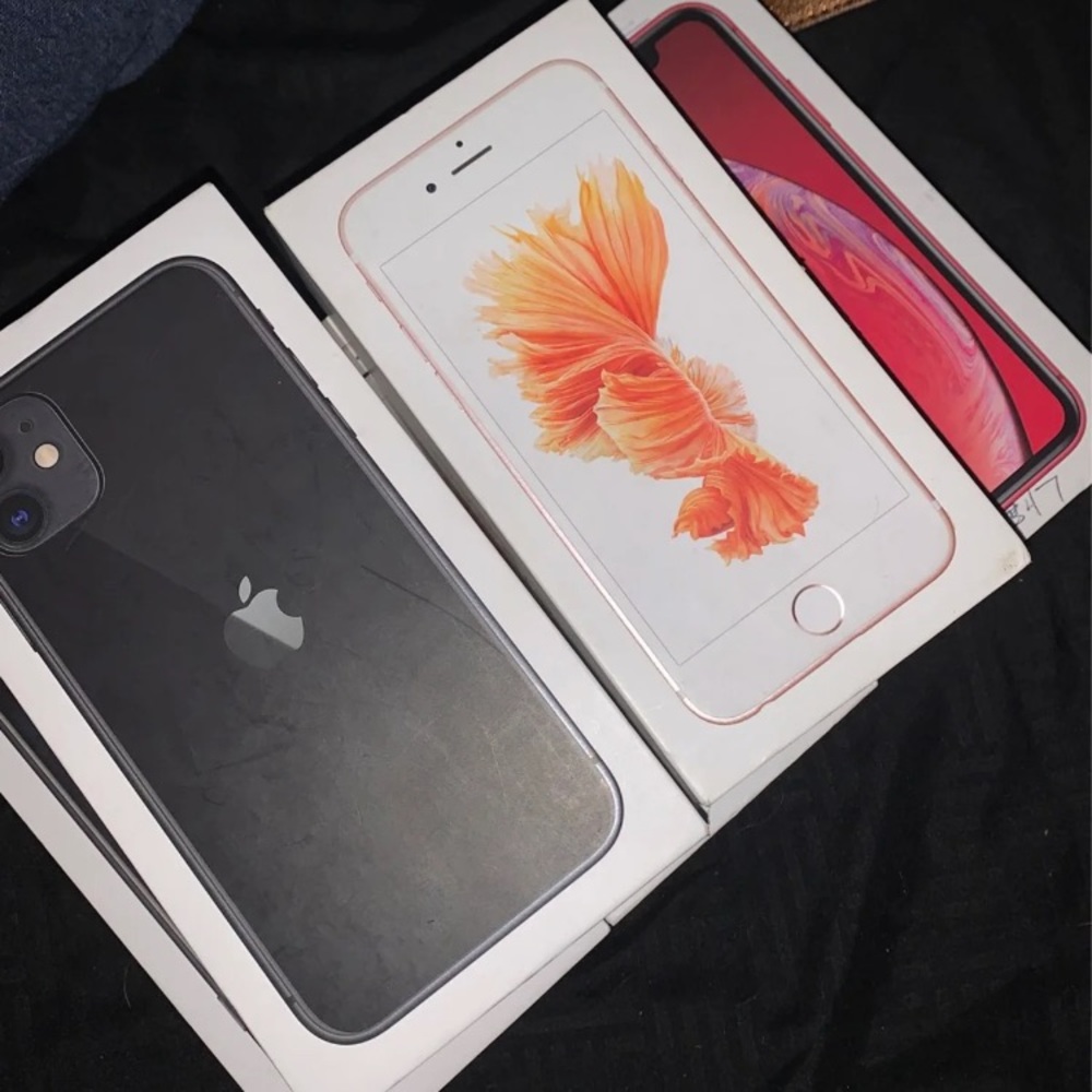 Iphone Boxes - image 7